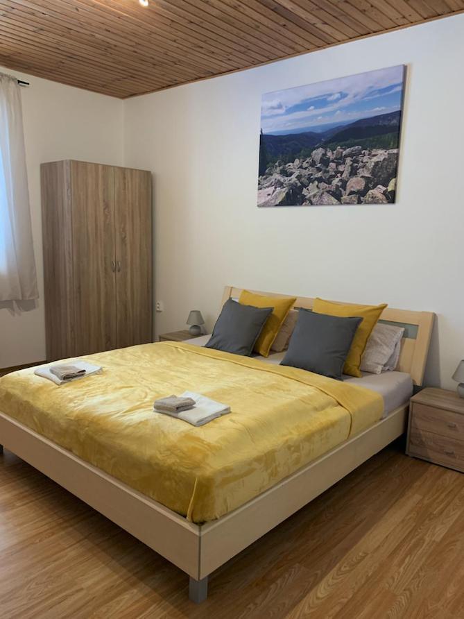 U Kubinu Apartment ยาคีมอฟ ภายนอก รูปภาพ